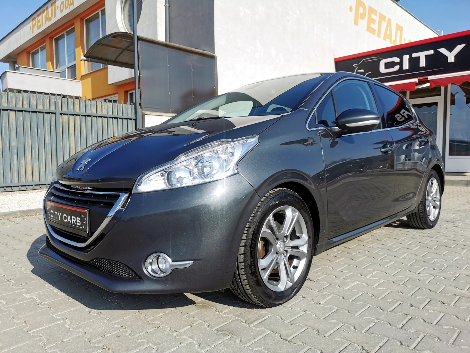 Peugeot 208 1.6i - изображение 4