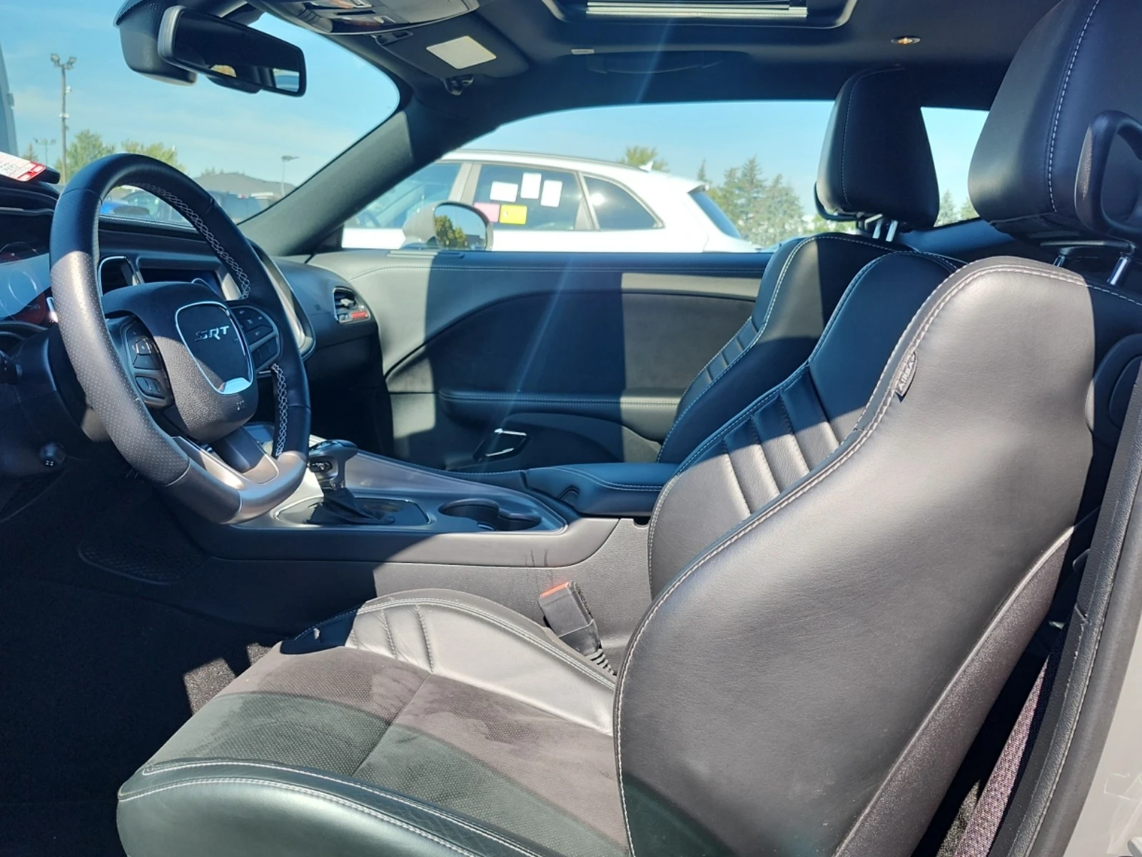 Dodge Challenger HELLCAT JAILBREAK * * CARFAX * * АВТО КРЕДИТ * *  - изображение 6