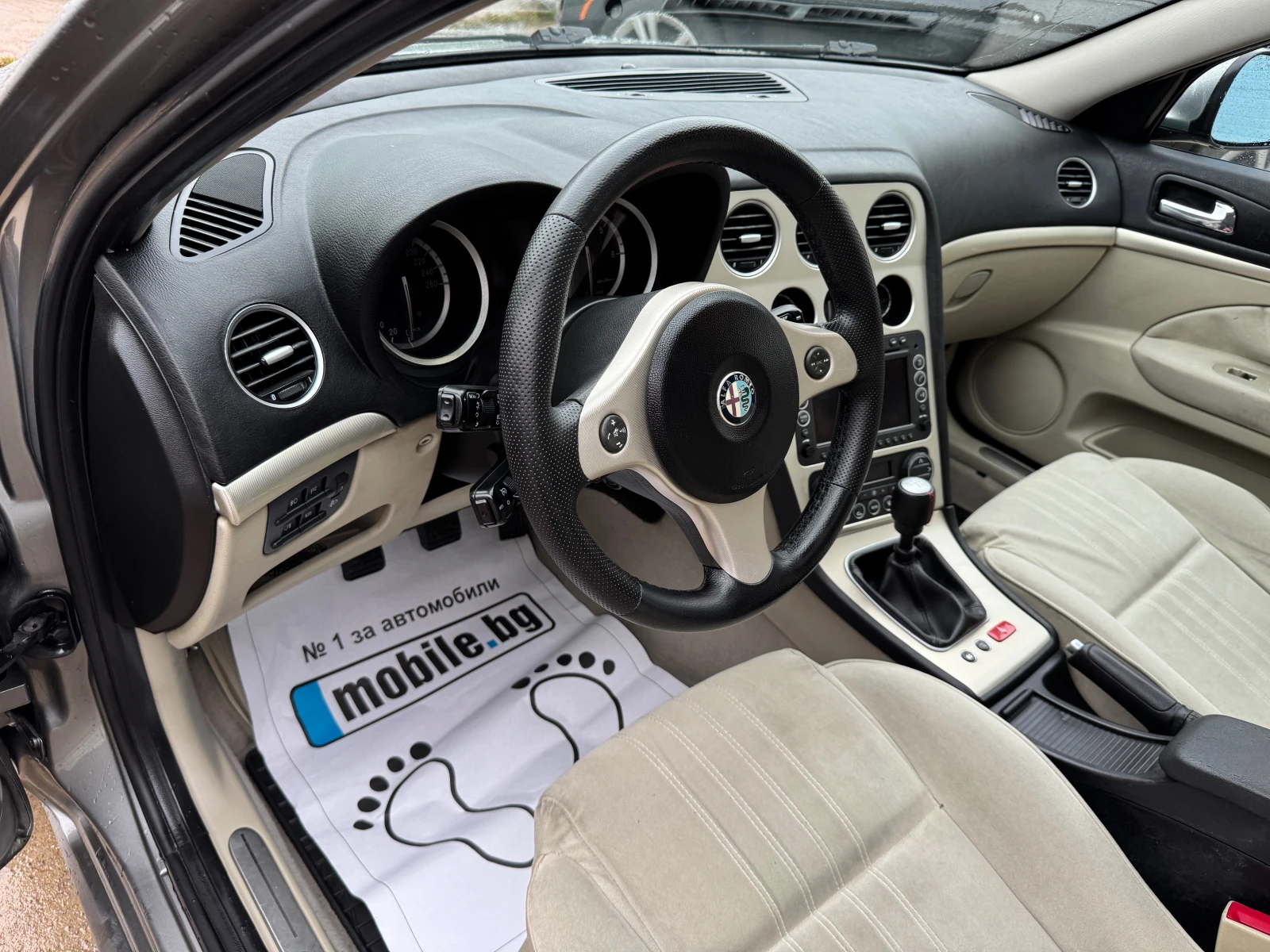 Alfa Romeo 159 1, 9 JTDm - изображение 10