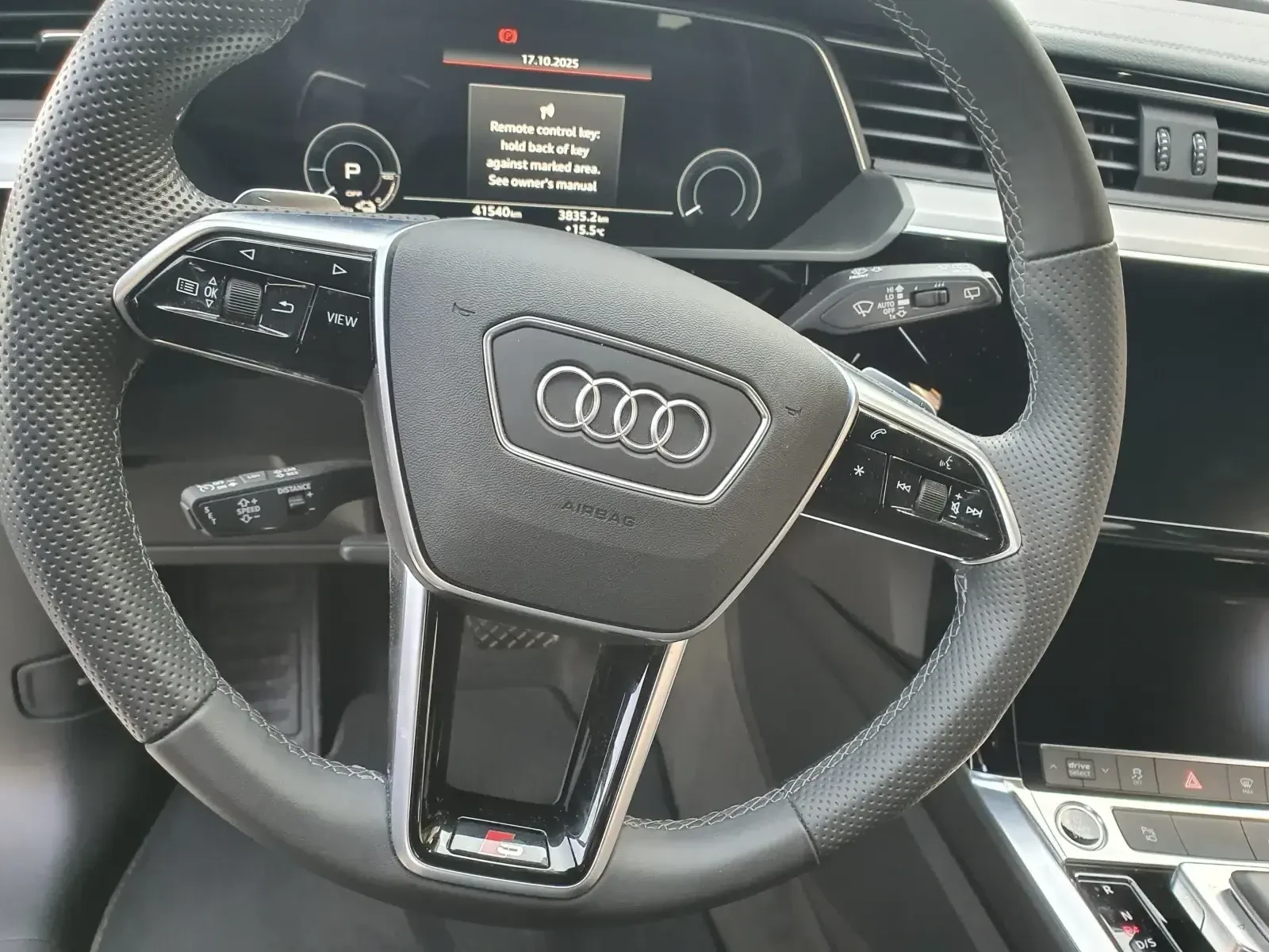 Audi E-Tron 55 - изображение 5