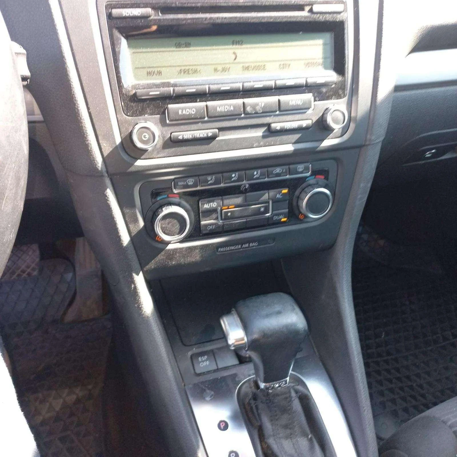 VW Golf 1.4 - изображение 8