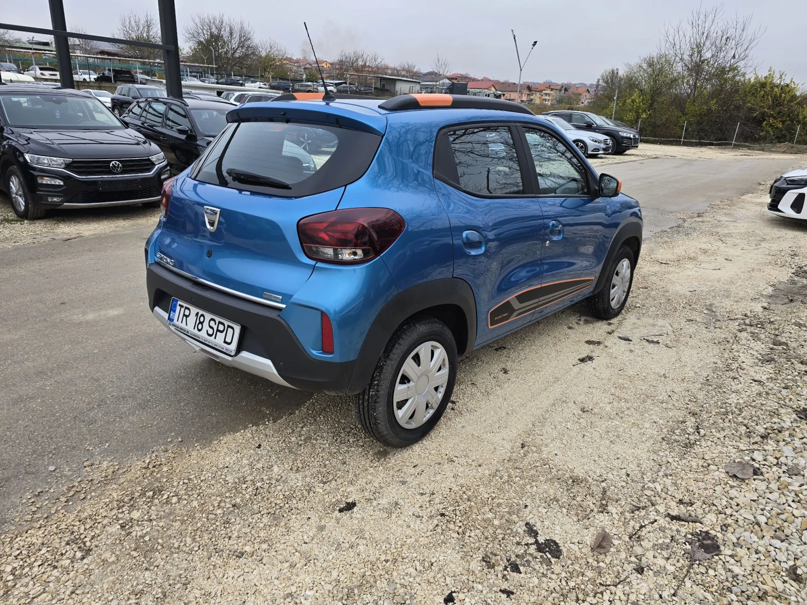 Dacia Spring Comfort Plus 45CCS Гаранция Лизинг - изображение 5