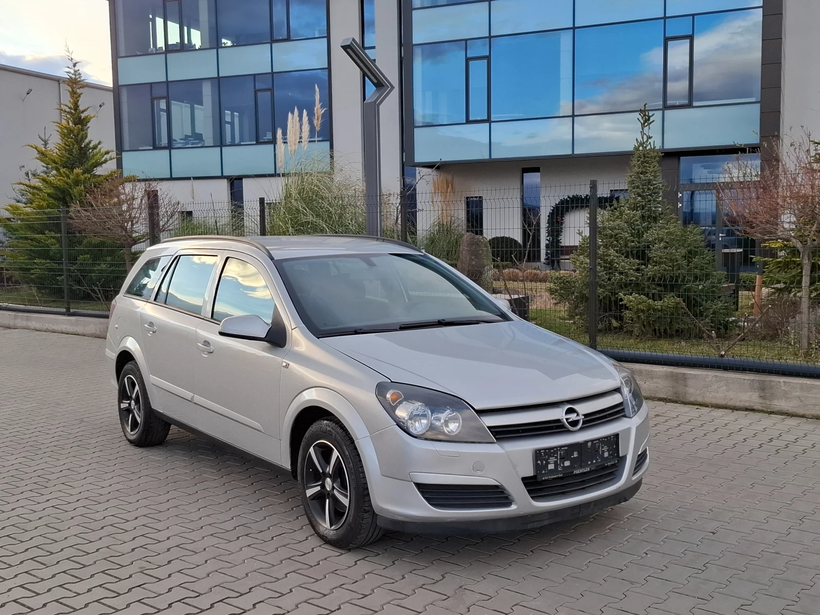 Opel Astra 1.4i* (90��)* * FACELIFT* * ��� ����* *  | Mobile.bg � ����������� 5