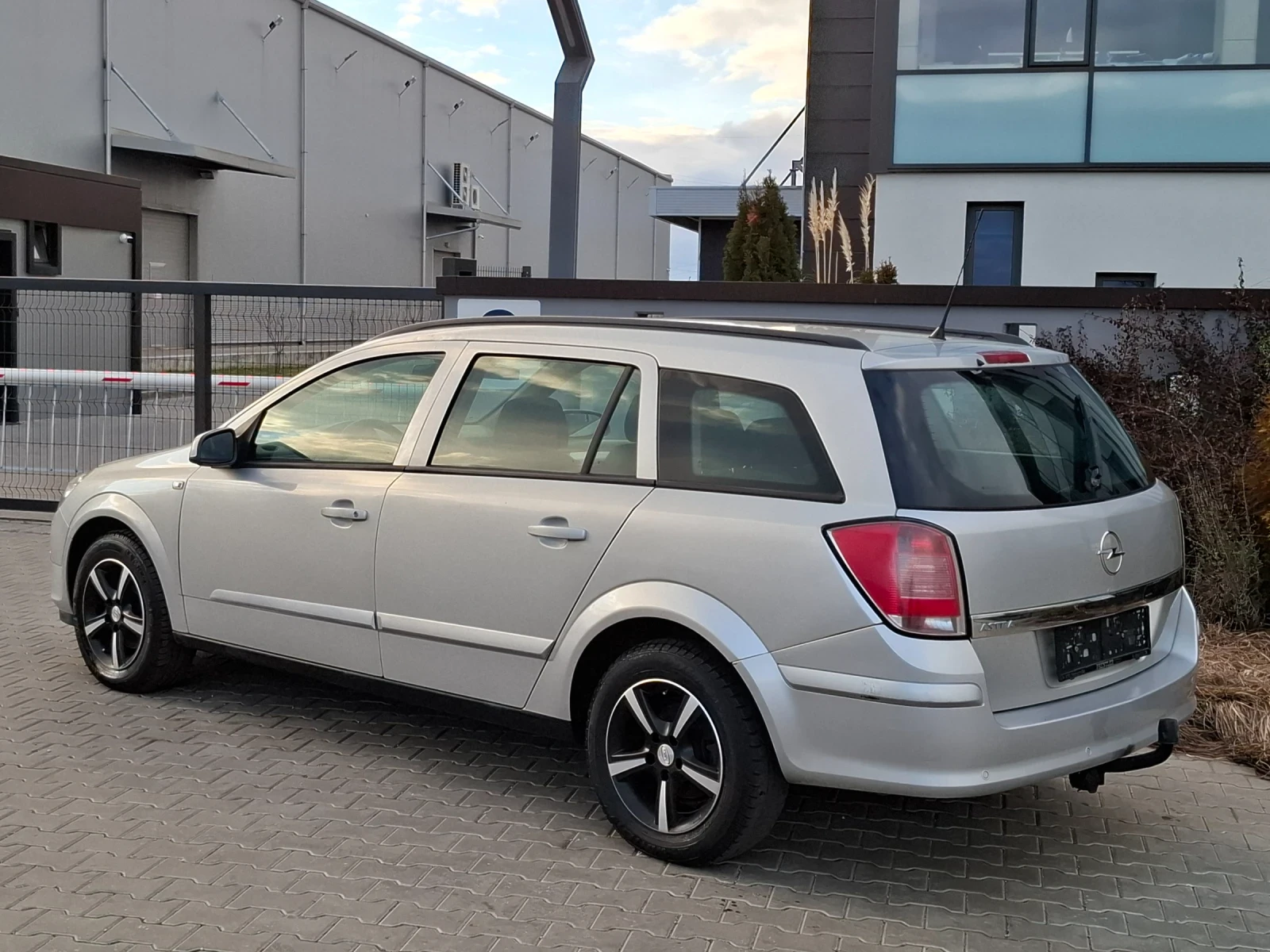 Opel Astra 1.4i* (90��)* * FACELIFT* * ��� ����* *  | Mobile.bg � ����������� 13