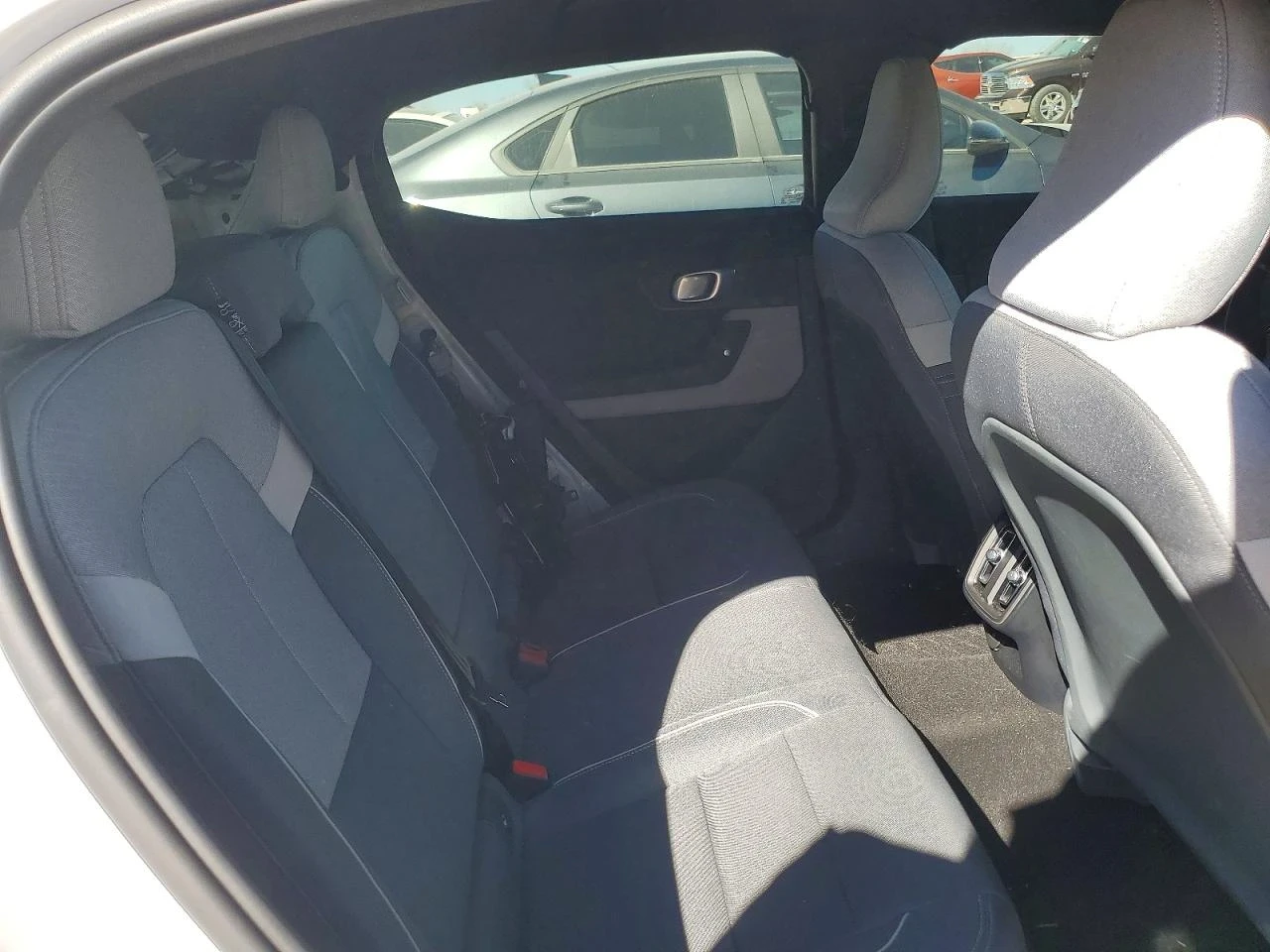 Polestar 2, снимка 9 - Автомобили и джипове - 53866552