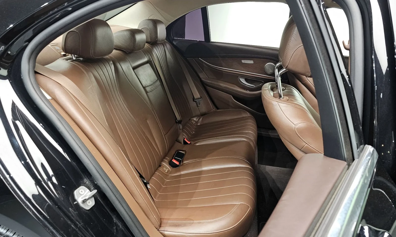 Mercedes-Benz E 220 BURMESTER / ПОДГРЕВИ / ШИБИДАХ / HEADUP, снимка 16 - Автомобили и джипове - 54060290