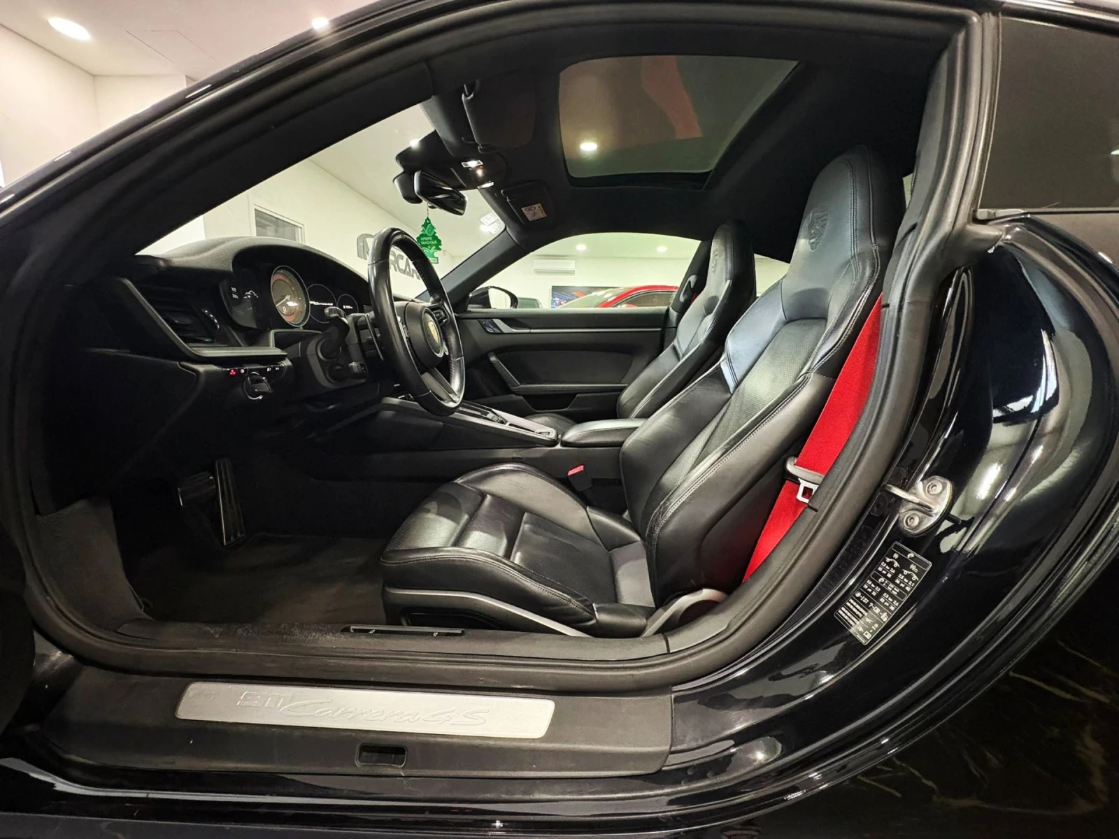 Porsche 911 ОЧАКВАН ВНОС Porsche 911 * 992 CARRERA 4S* , снимка 8 - Автомобили и джипове - 54491554