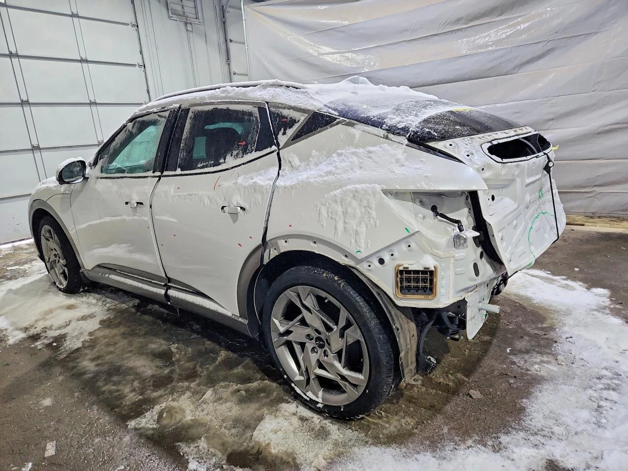 Genesis GV60 Performance, снимка 2 - Автомобили и джипове - 54513228