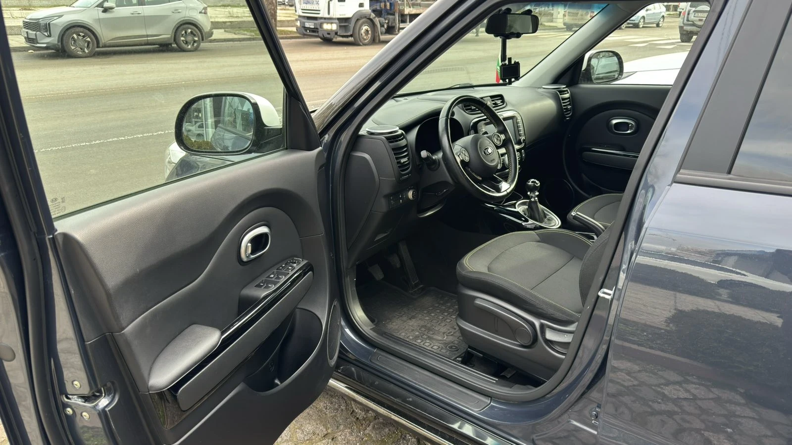 Kia Soul North edition, снимка 8 - Автомобили и джипове - 55024434