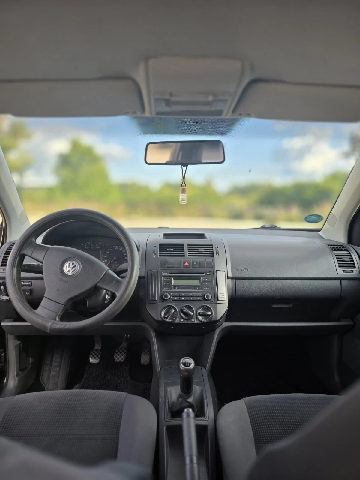 VW Polo Газ/Бензин facelift, снимка 8 - Автомобили и джипове - 55450526