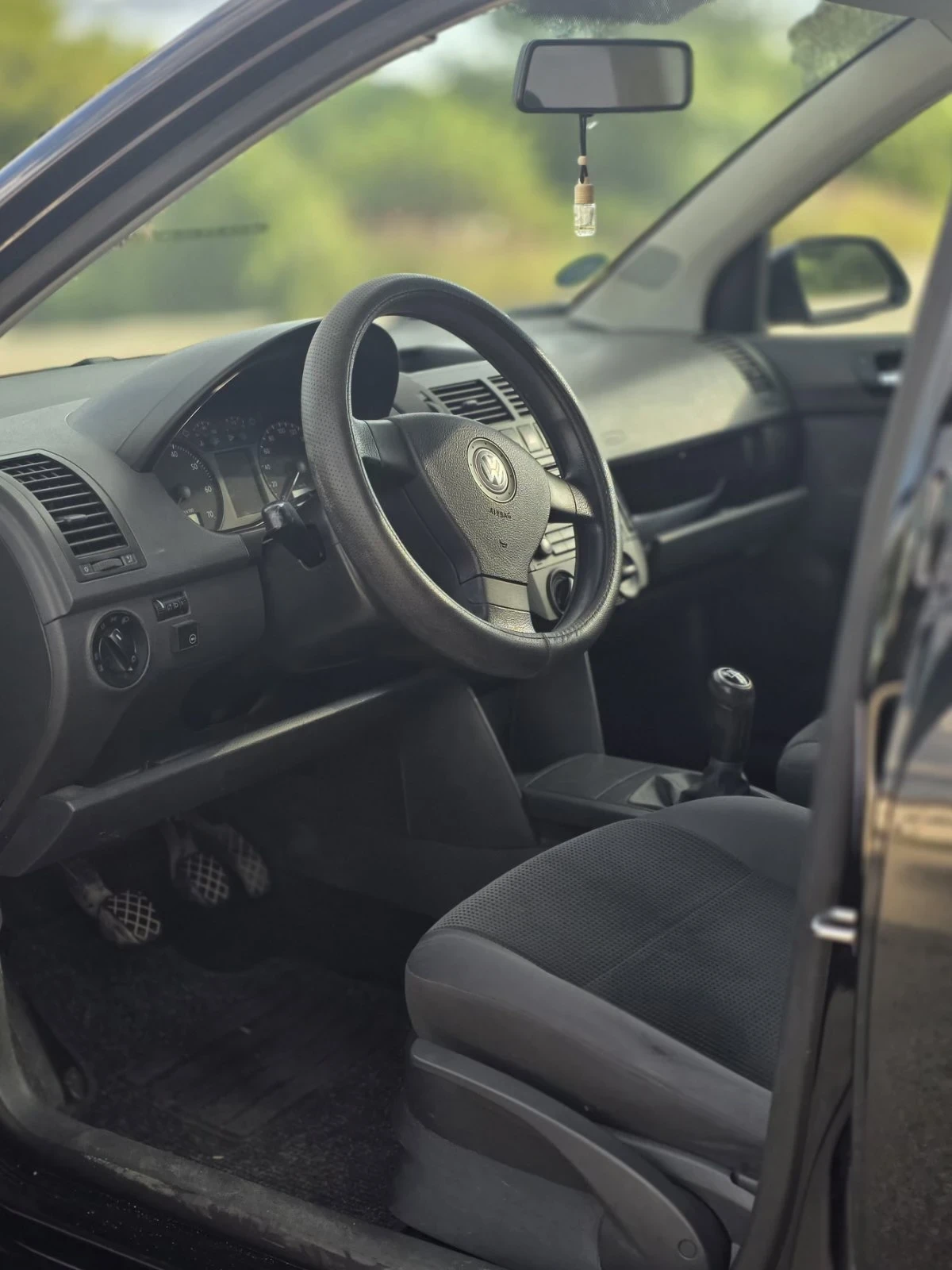 VW Polo Газ/Бензин facelift, снимка 7 - Автомобили и джипове - 55450526