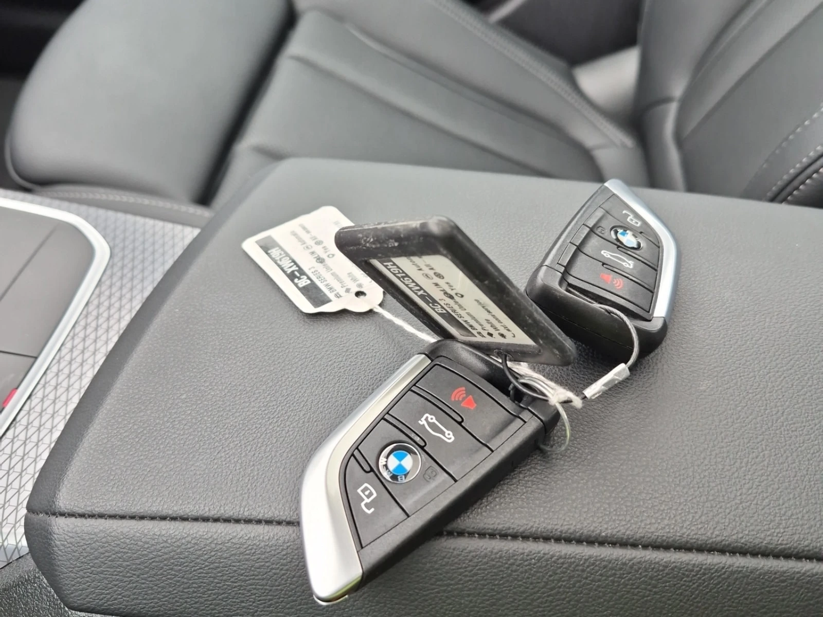 BMW 330 * 330I XDRIVE * АВТОКРЕДИТ БЕЗ ПЪРВОНАЧАЛНА ВНОСКА, снимка 8 - Автомобили и джипове - 55891829