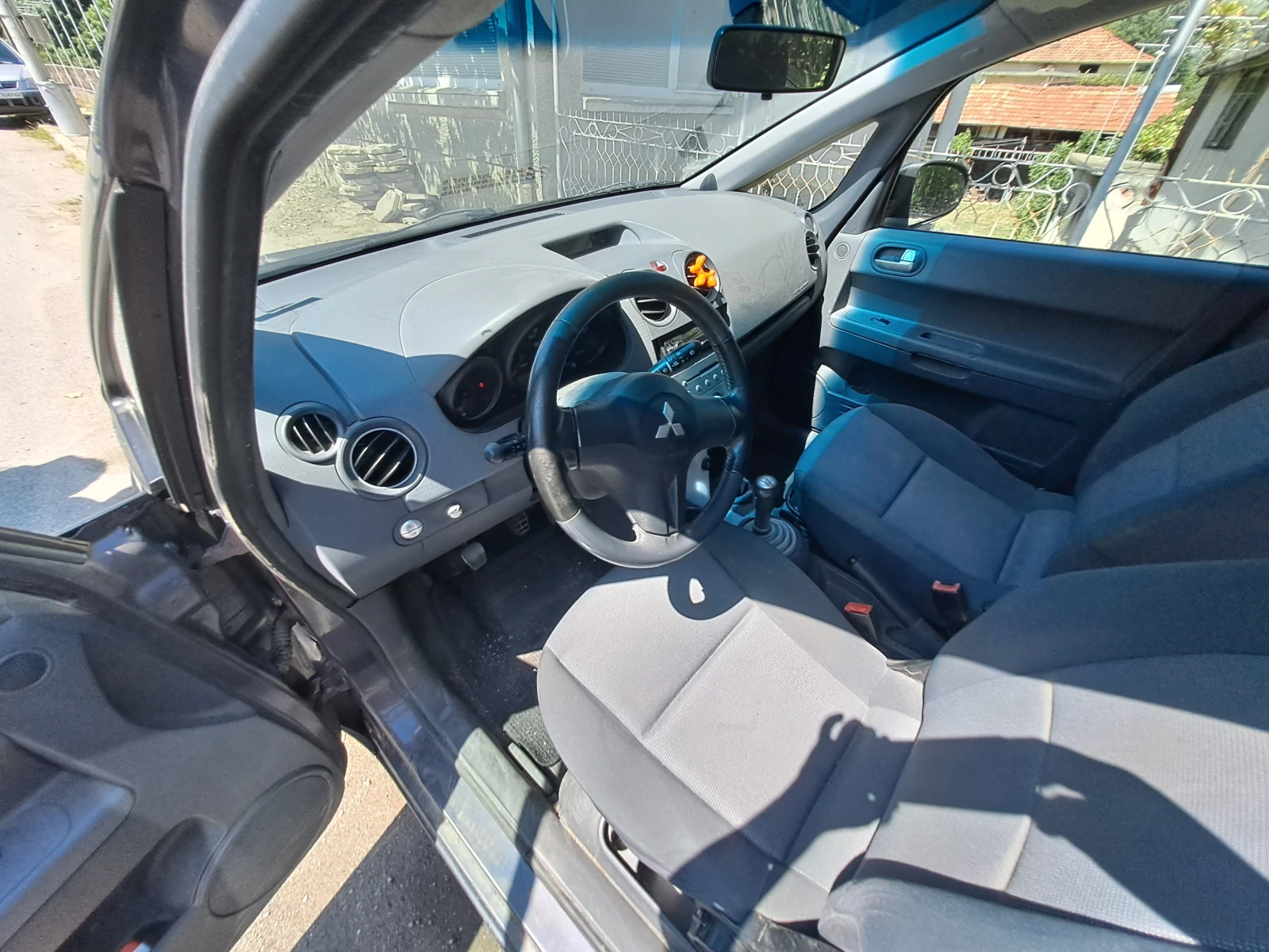 Mitsubishi Colt, снимка 2 - Автомобили и джипове - 56045751
