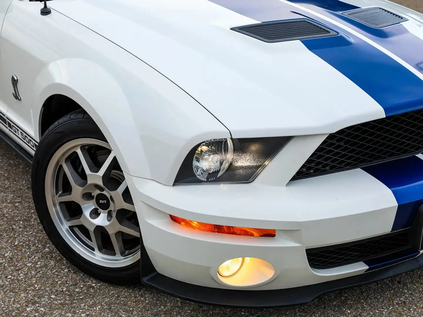 Ford Mustang Shelby GT500, снимка 6 - Автомобили и джипове - 56378705