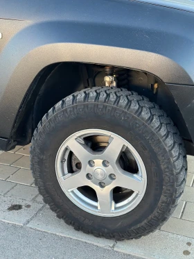Обява за продажба на Jeep Grand cherokee 3.0 CRD OVERLAND ~13 500 лв. - изображение 4