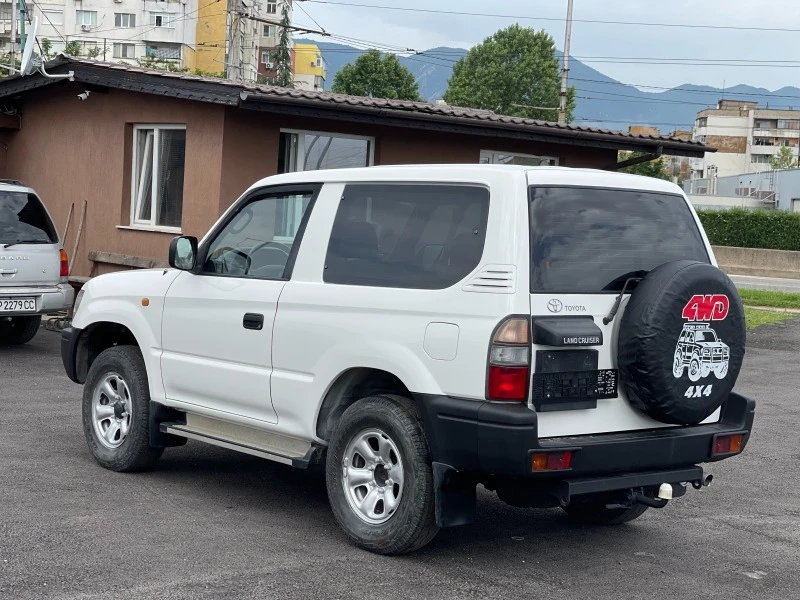 Toyota Land cruiser 3.0TDi 4х4 Италия, снимка 4 - Автомобили и джипове - 46037150