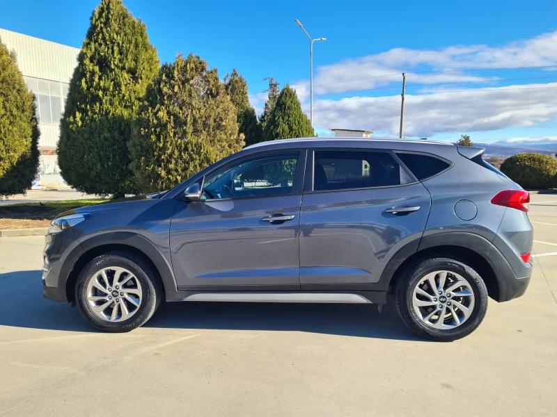 Hyundai Tucson 2.0crdi 185ps 4WD Automatik, снимка 7 - Автомобили и джипове - 48015243