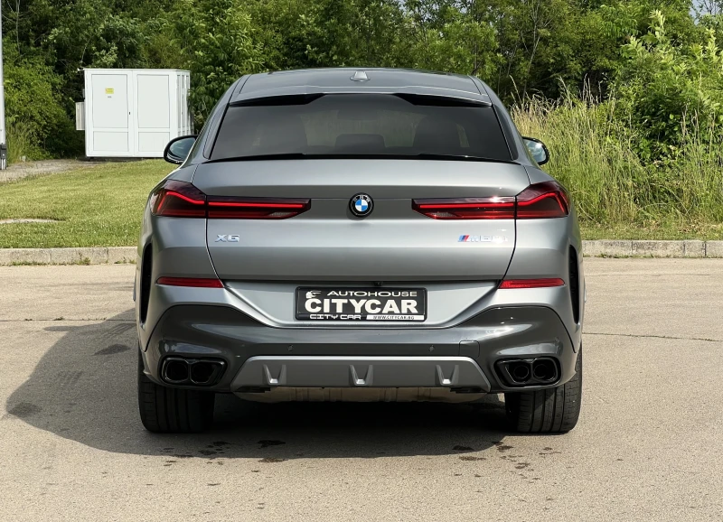 BMW X6 M60i/FACELIFT/CARBON/EXCLUSIV/H&K/PANO/HEAD UP/360, снимка 5 - Автомобили и джипове - 50607083