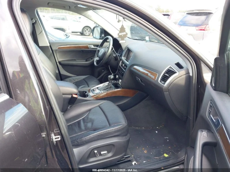 Audi Q5 2l 2.0T Premium, снимка 5 - Автомобили и джипове - 53577599