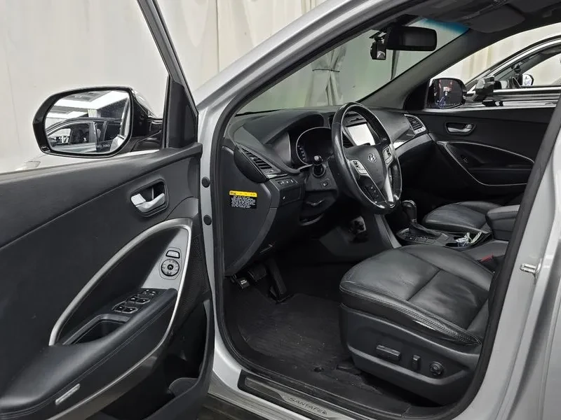 Hyundai Santa fe 2.0, снимка 10 - Автомобили и джипове - 54871771