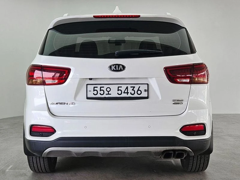 Kia Sorento Diesel 2.2 4WD| 200к.с.| ВКЛ.ТЕХНОТЕСТ, снимка 4 - Автомобили и джипове - 55664430