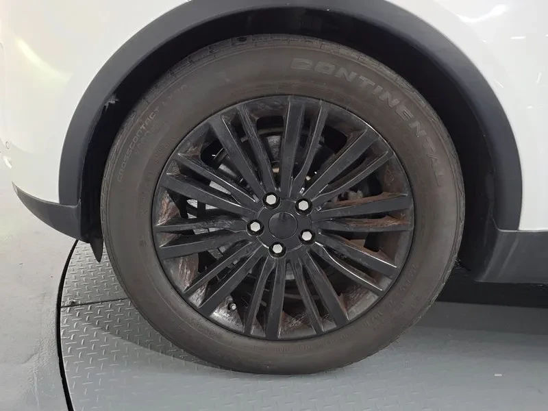 Land Rover Discovery 5 3.0 TD6 LUXURY, снимка 5 - Автомобили и джипове - 55705707