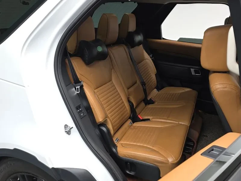Land Rover Discovery 5 3.0 TD6 LUXURY, снимка 11 - Автомобили и джипове - 55705707