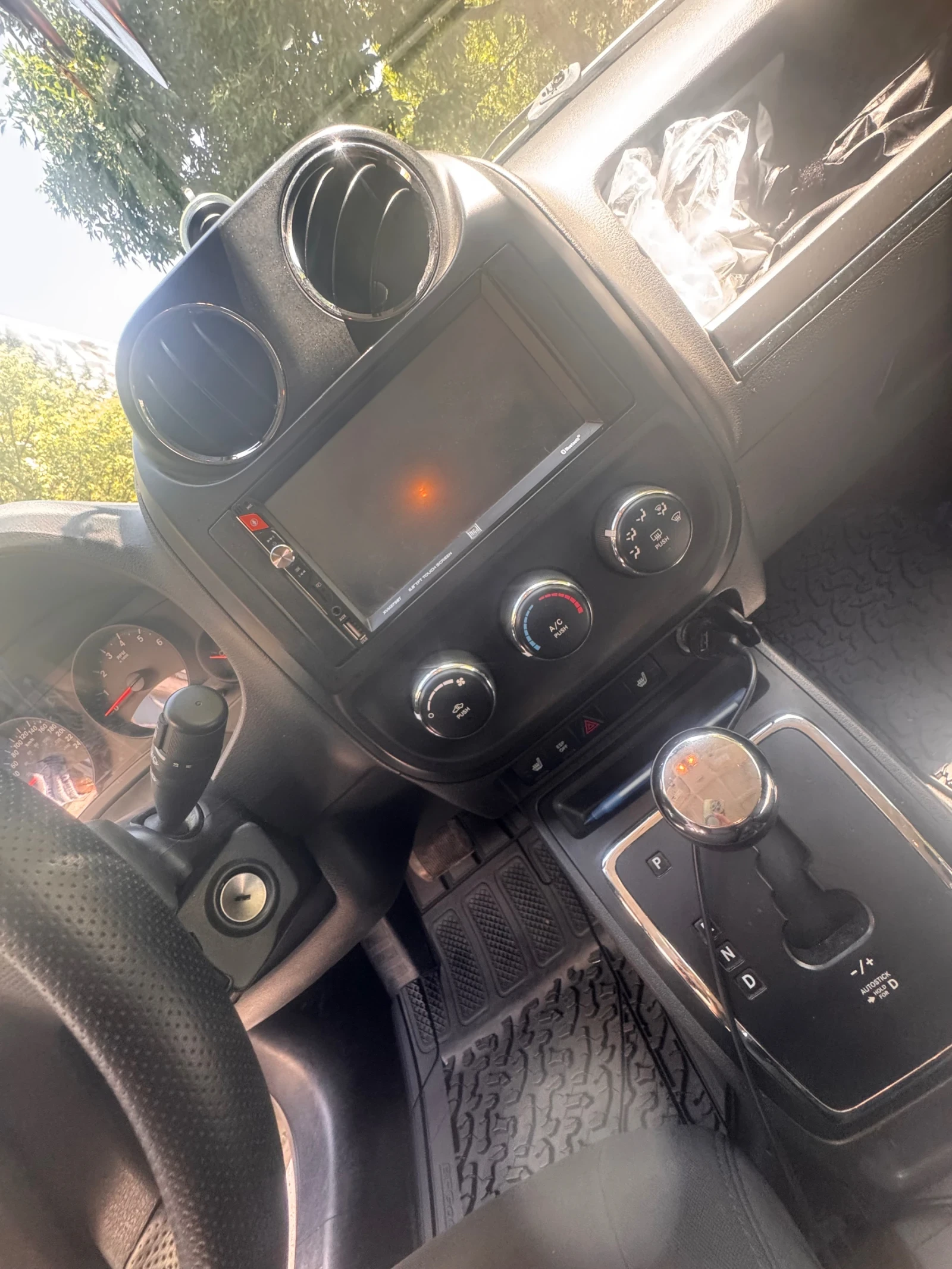 Jeep Compass  - изображение 9