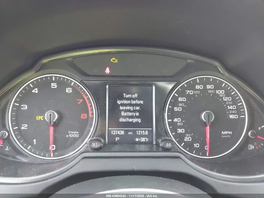 Audi Q5 2l 2.0T Premium - изображение 7