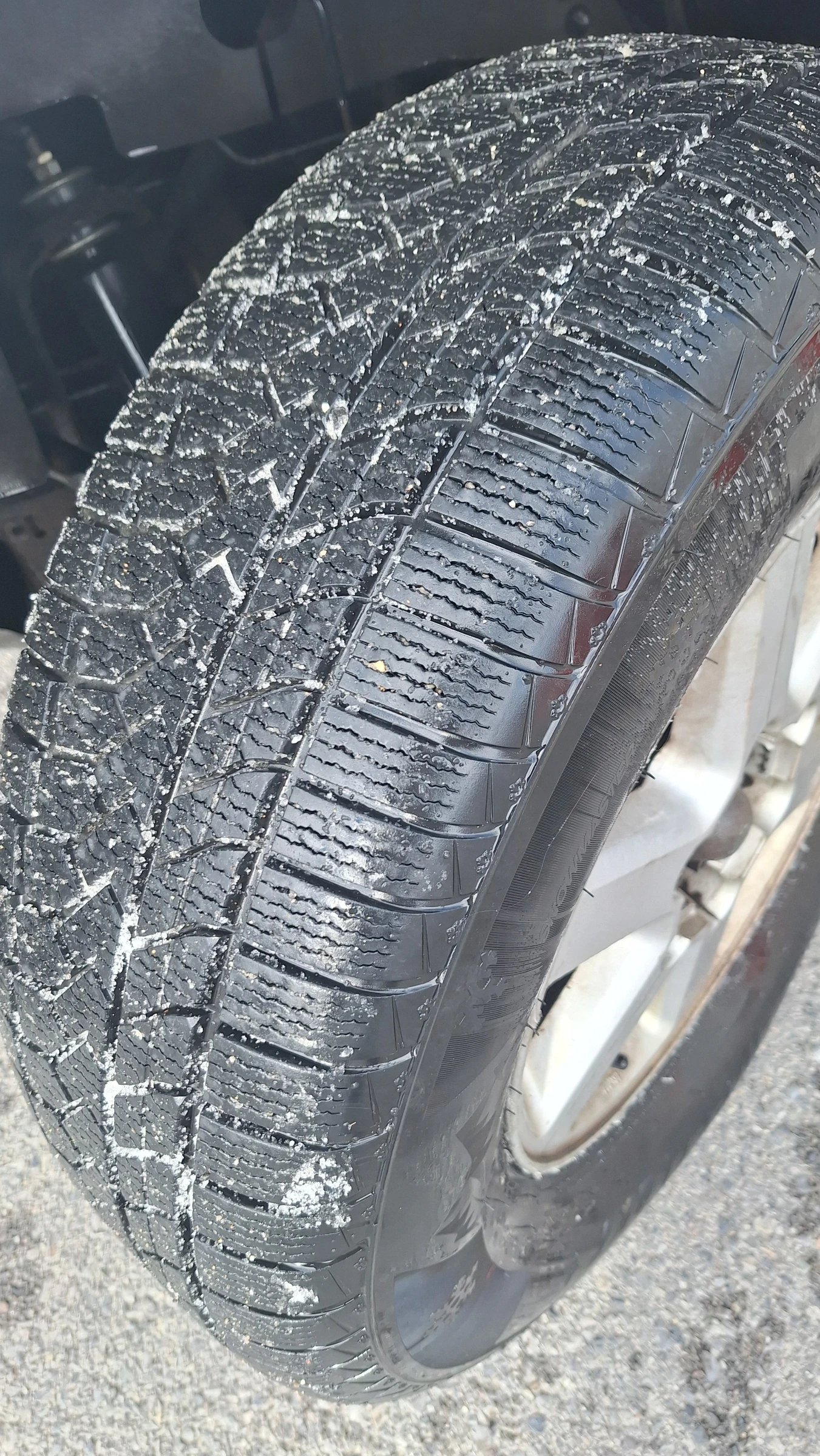 Isuzu D-max 3000TDI  - изображение 5