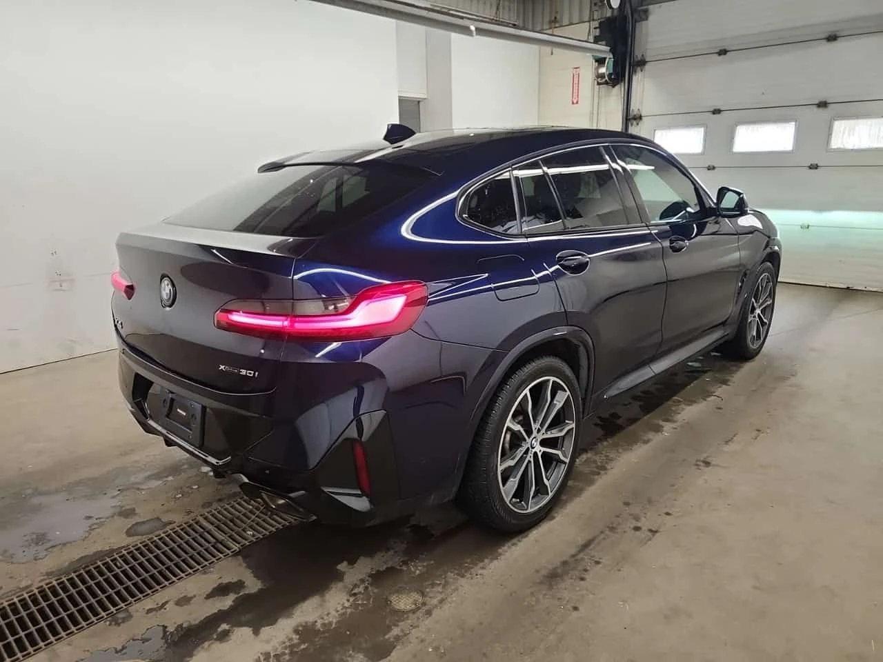 BMW X4  XDRIVE30I * 360 КАМЕРИ* ПАНОРАМА* CARFAX * , снимка 3 - Автомобили и джипове - 53806221