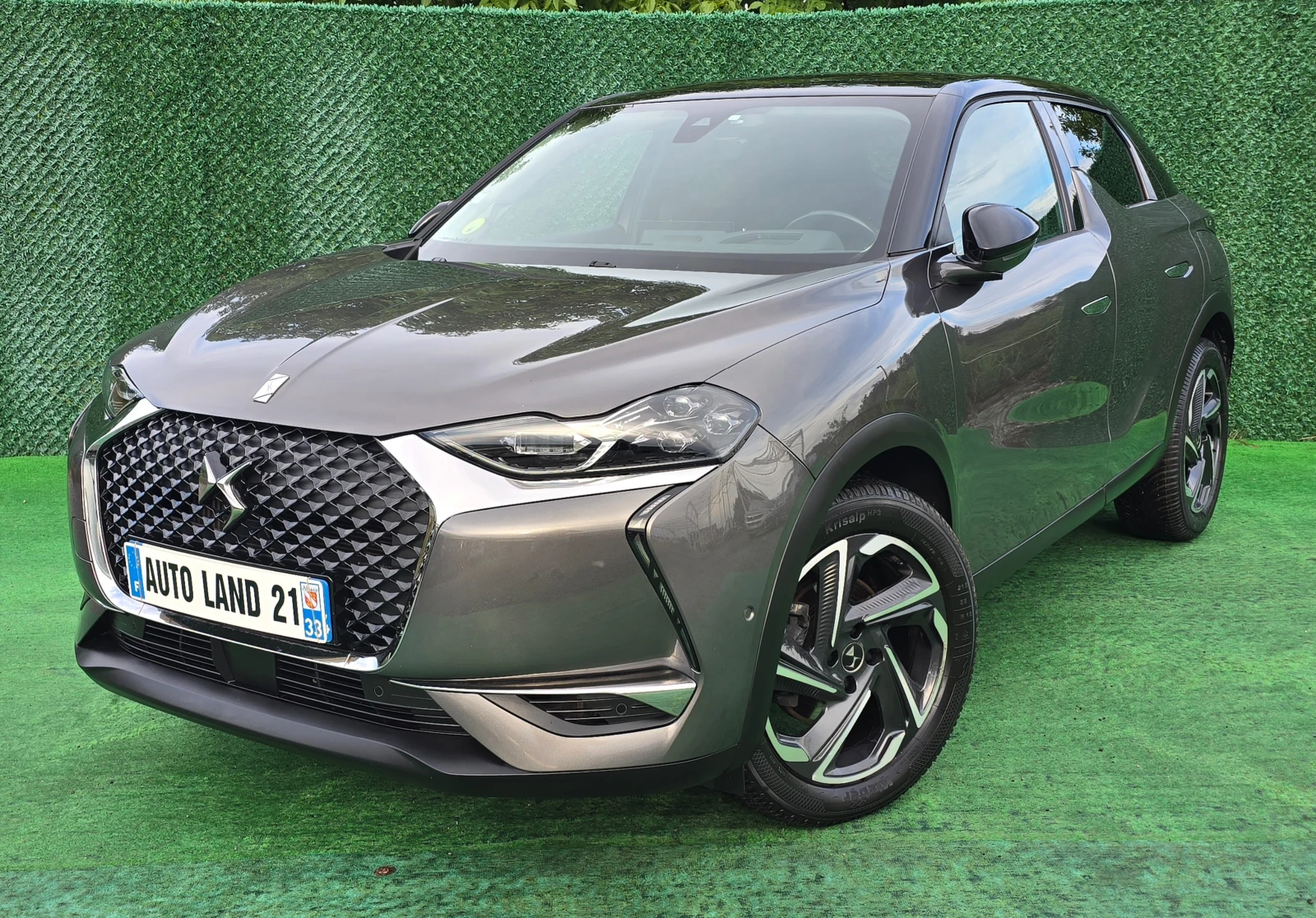 DS DS 3 Crossback 1.5BlueHDI* 131кс* EAT8 Automatic* 102000км, снимка 2 - Автомобили и джипове - 54948889