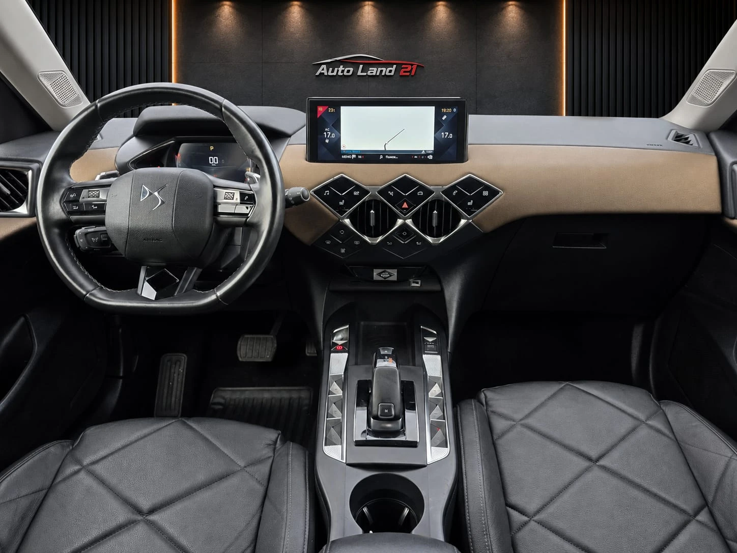 DS DS 3 Crossback OPERA* 1.5BlueDCI* 131кс* EAT-8 * 102000км, снимка 12 - Автомобили и джипове - 54948889