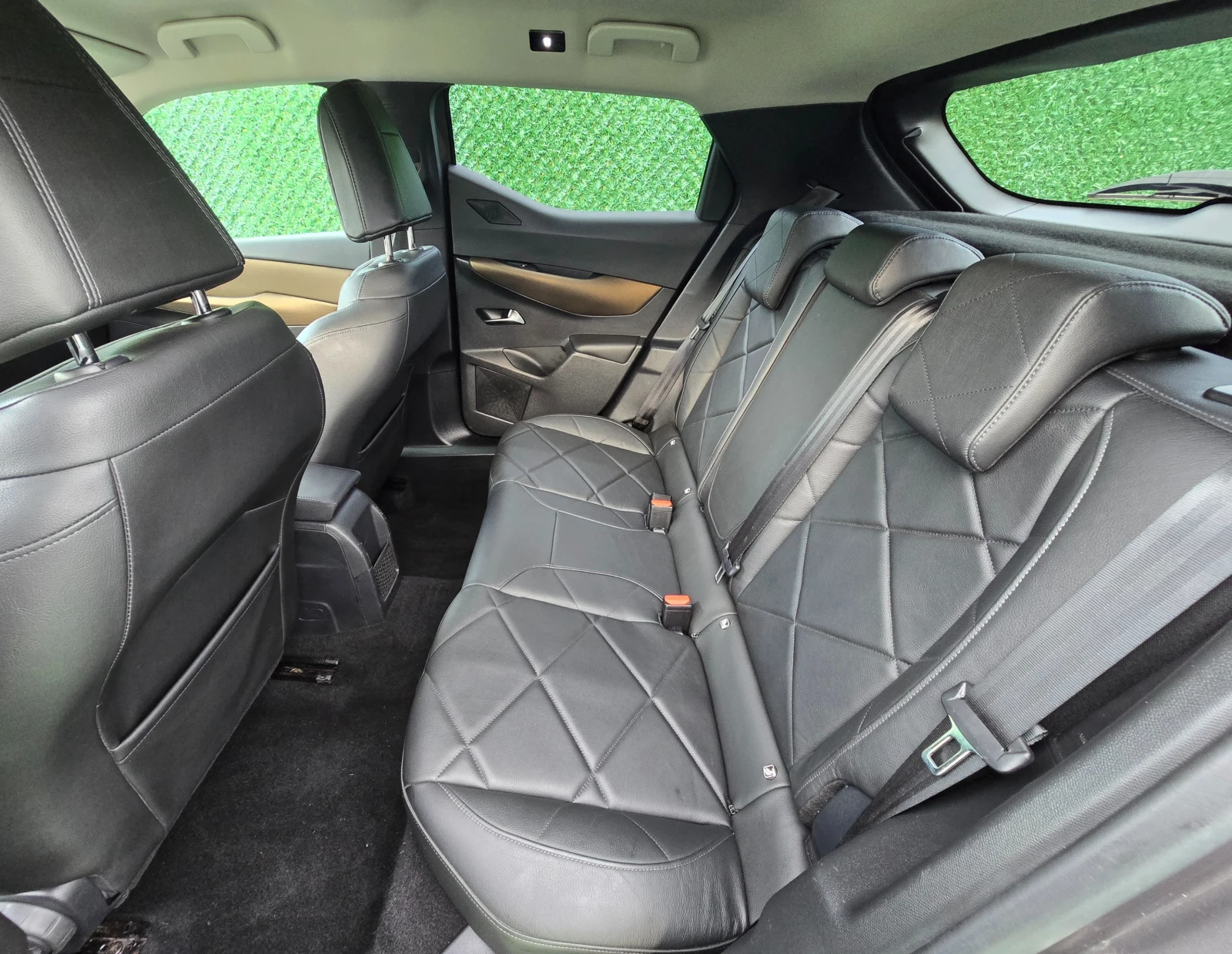 DS DS 3 Crossback 1.5BlueHDI* 131кс* EAT8 Automatic* 102000км, снимка 10 - Автомобили и джипове - 54948889