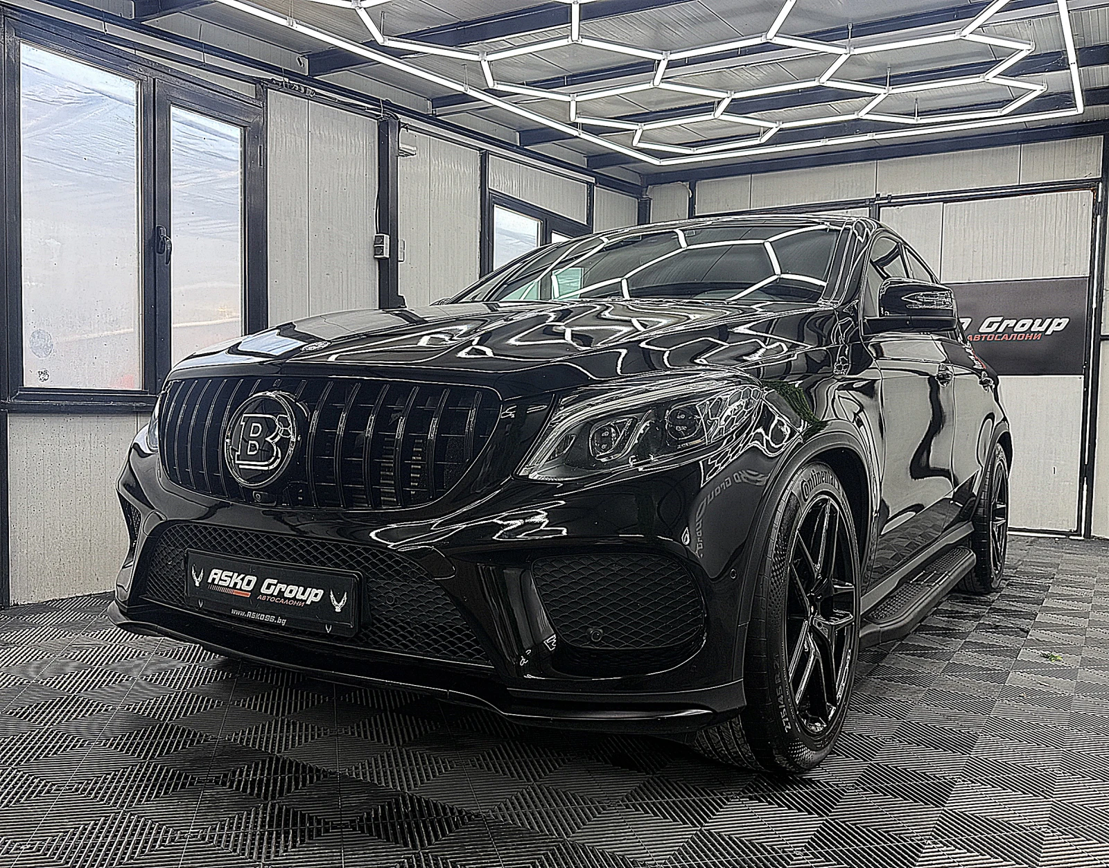 Mercedes-Benz GLE 350 KUPE/BRABUS PACKET/KeulessGo/360-к СОБСТВИН ЛИЗИНГ, снимка 2 - Автомобили и джипове - 55308087