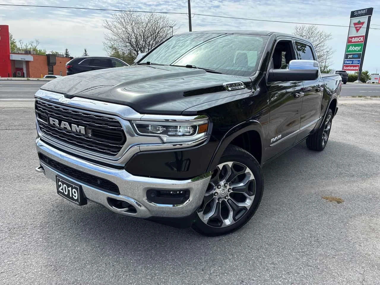 Dodge RAM 1500 * Limited * CARFAX * ОПЦИЯ ЗА ФИНАНСИРАНЕ 