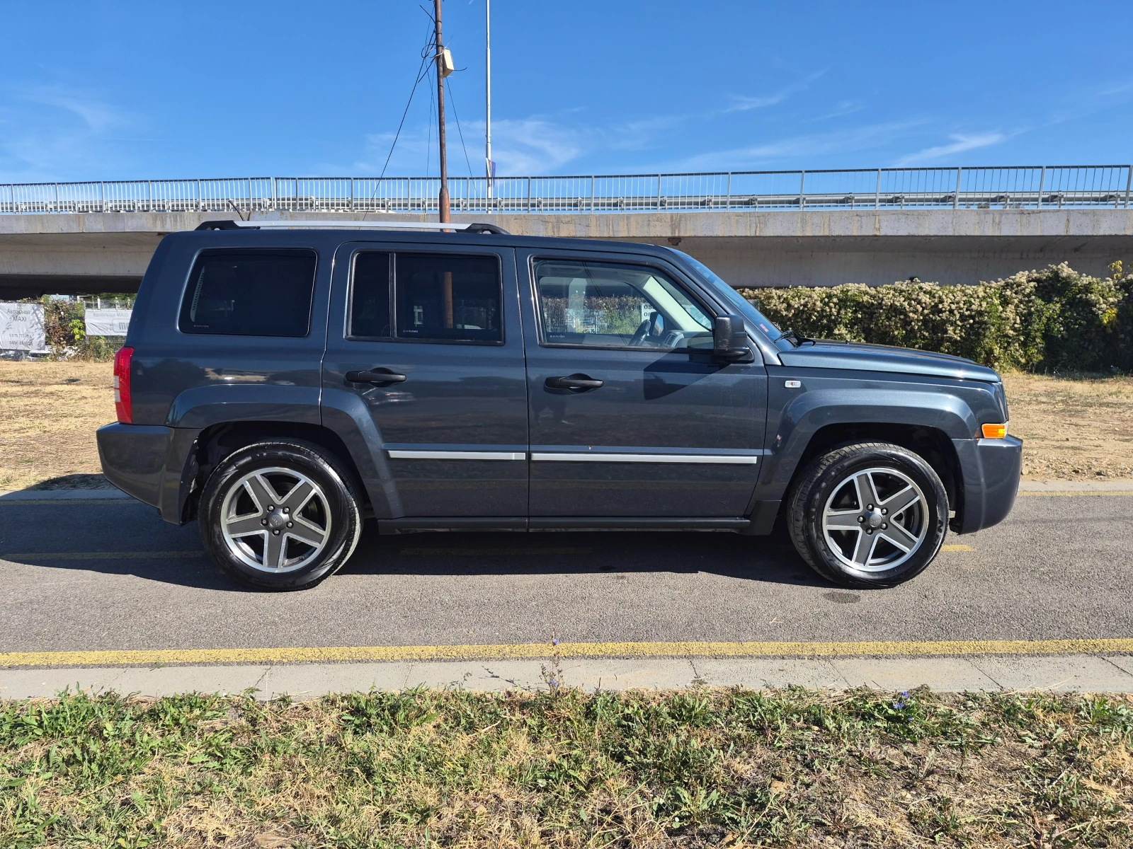 Jeep Patriot 2.0D  4x4, снимка 4 - Автомобили и джипове - 56325359