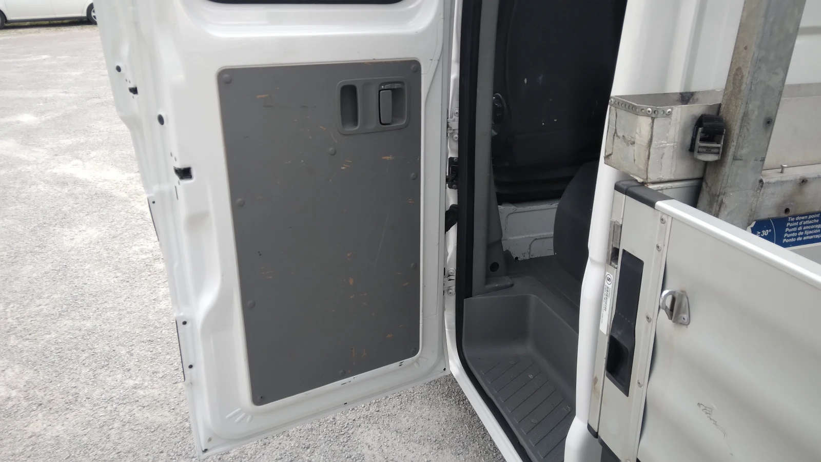 VW Crafter, снимка 6 - Бусове и автобуси - 54753617