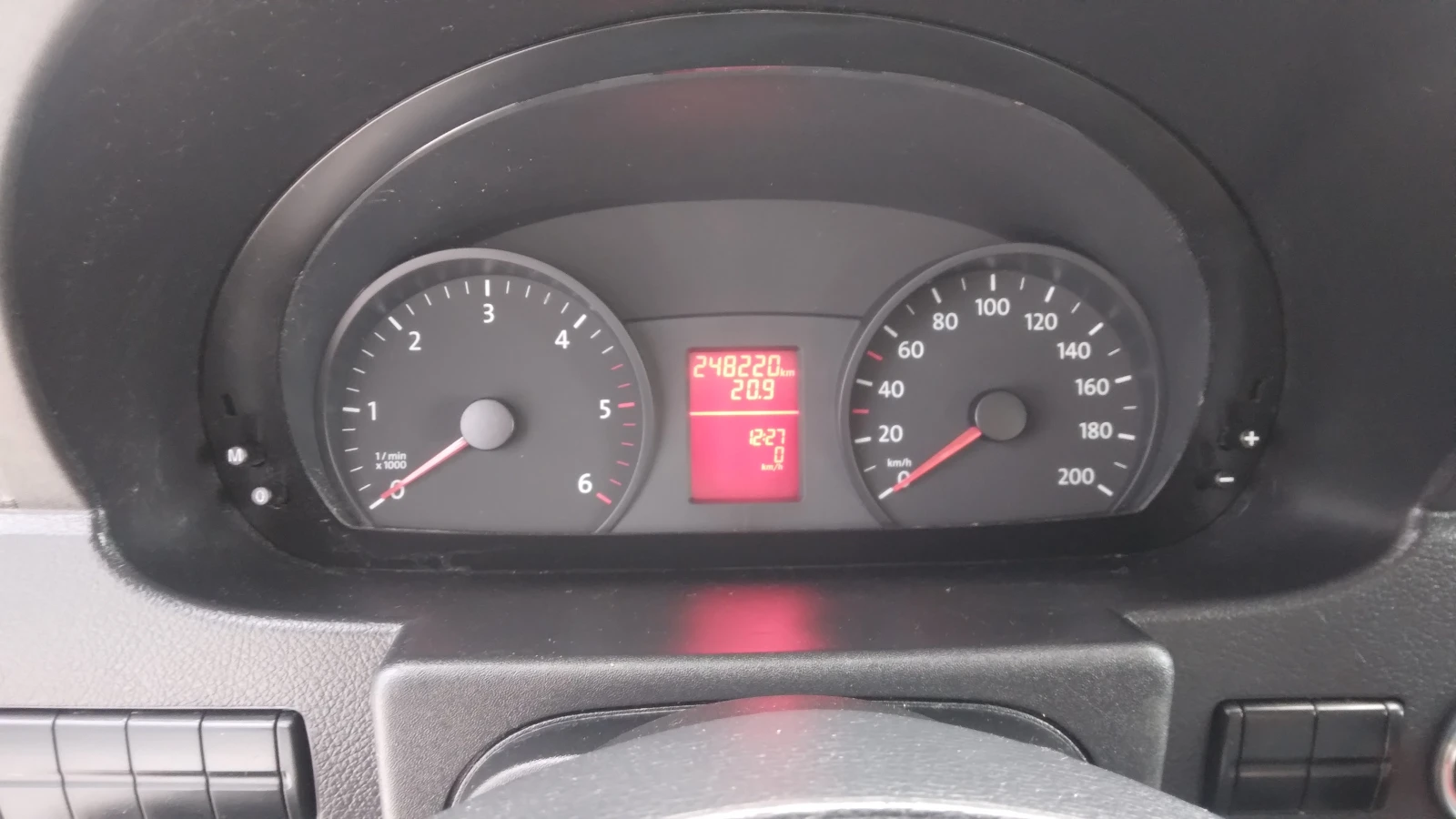 VW Crafter, снимка 13 - Бусове и автобуси - 54753617
