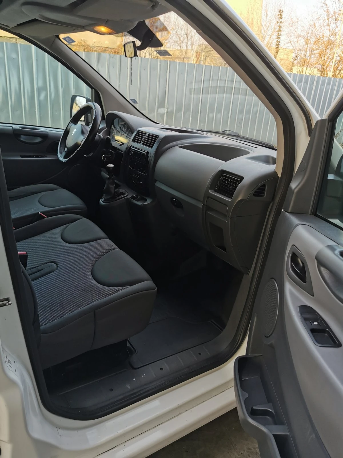 Peugeot Expert, снимка 6 - Бусове и автобуси - 56624739