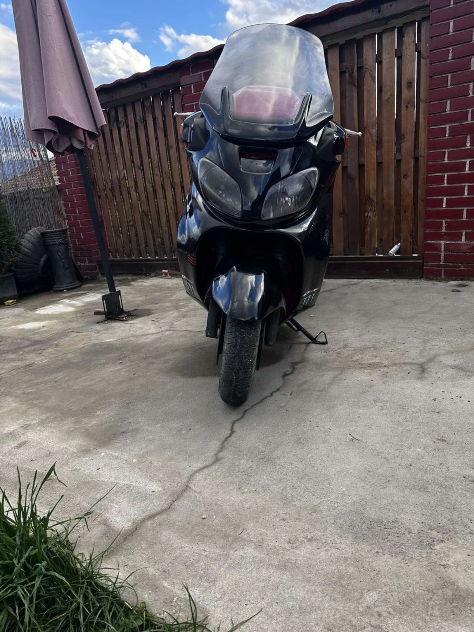 Suzuki Burgman  EXECUTIVE 650 ABS - изображение 3