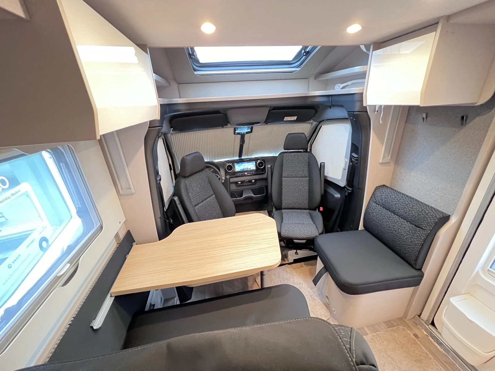 Кемпер HYMER / ERIBA S 585 3500 kg. - изображение 10