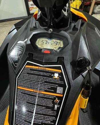 Джет Bombardier Sea Doo SPARK TRIX, снимка 4 - Воден транспорт - 49441545