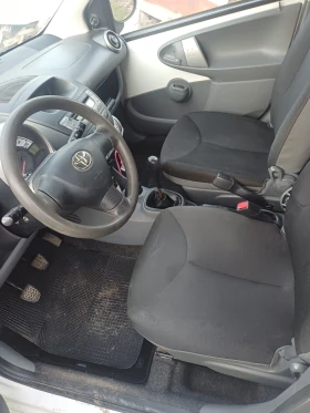 Toyota Aygo, снимка 2