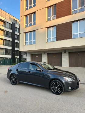     Lexus IS 220d