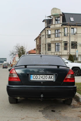 Mercedes-Benz C 180, снимка 6