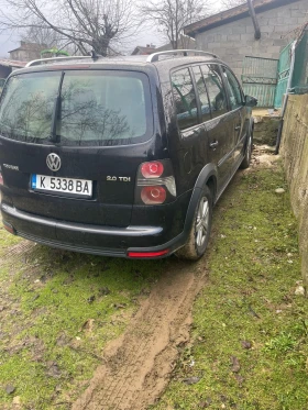 VW Touran 2.0 Tdi, снимка 4