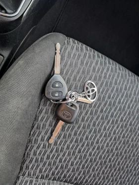 Toyota Yaris 1.4 D4D  90 ks.6sk navi.kamera | Auto.bg — изображение 15