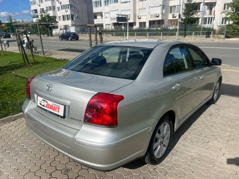 Toyota Avensis 1.8VVT-i/УНИКАТ/РЕАЛНИ КМ ! ! ! , снимка 4 - Автомобили и джипове - 47503519