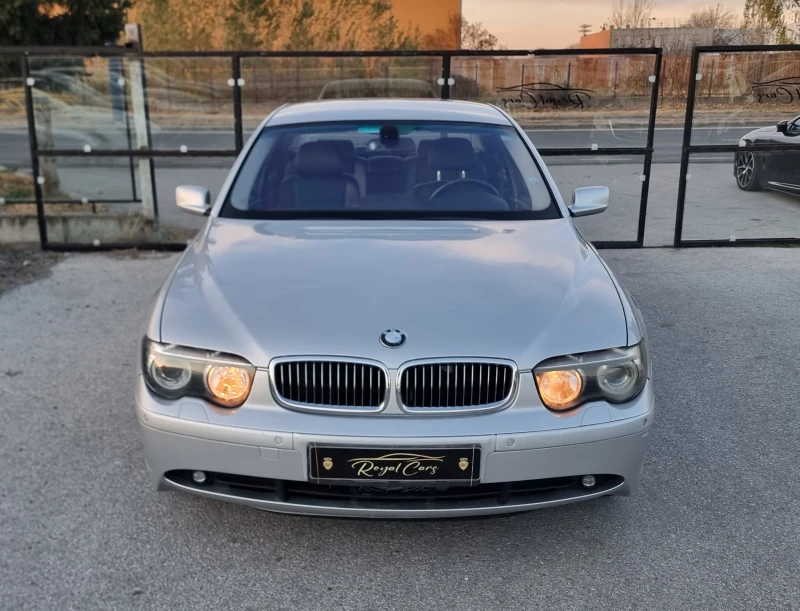 BMW 745 * INDIVIDUAL* VACUUM* KAMERA * , снимка 2 - Автомобили и джипове - 48028235